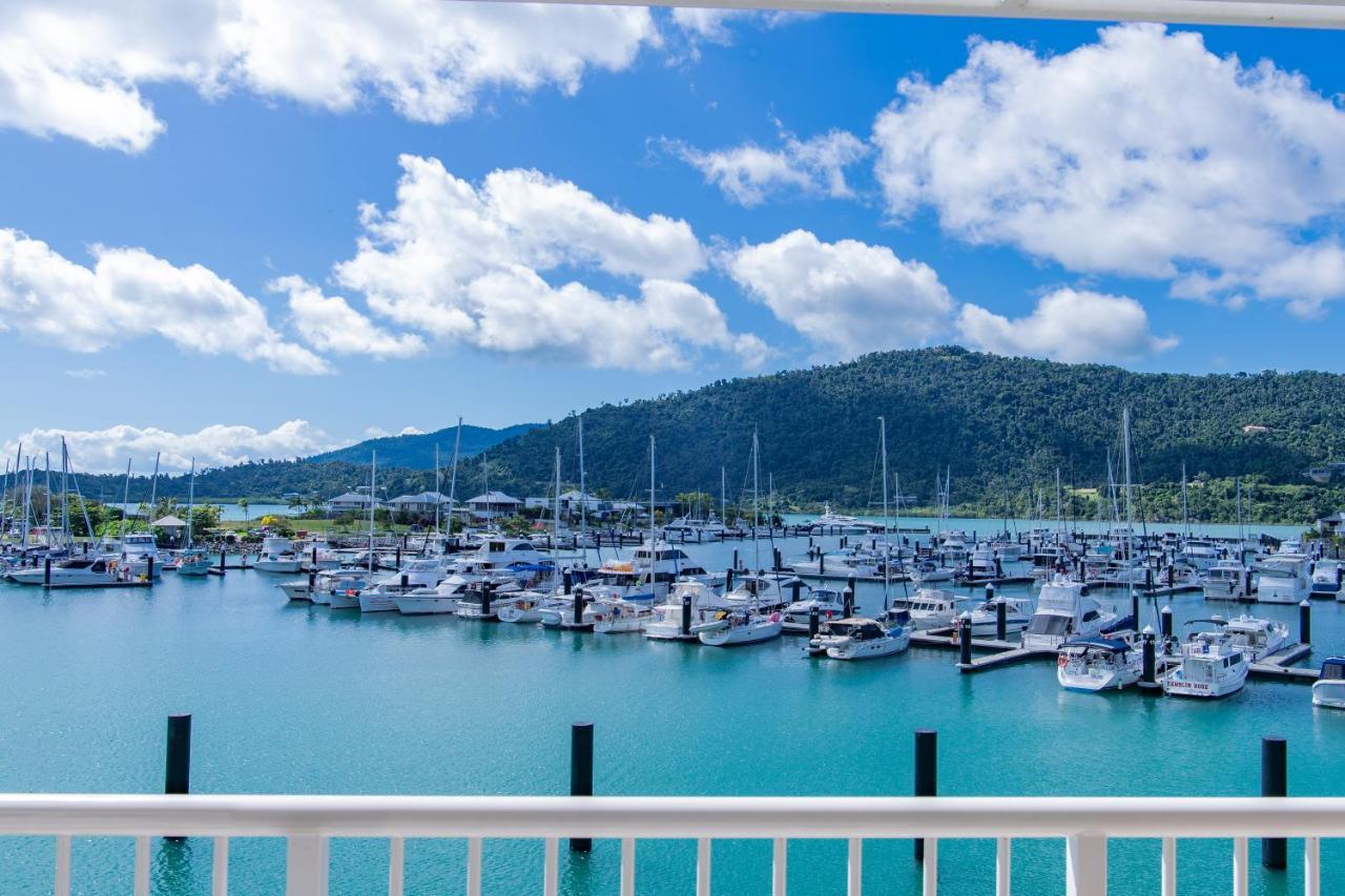 Seas The Day At The Marina Apartment Airlie Beach Exterior photo